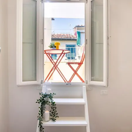 Apartman Roofscape View