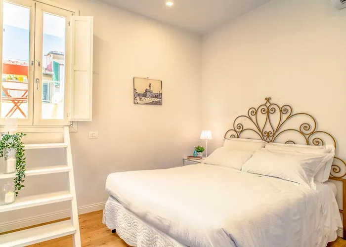 Roofscape View Apartment Florence